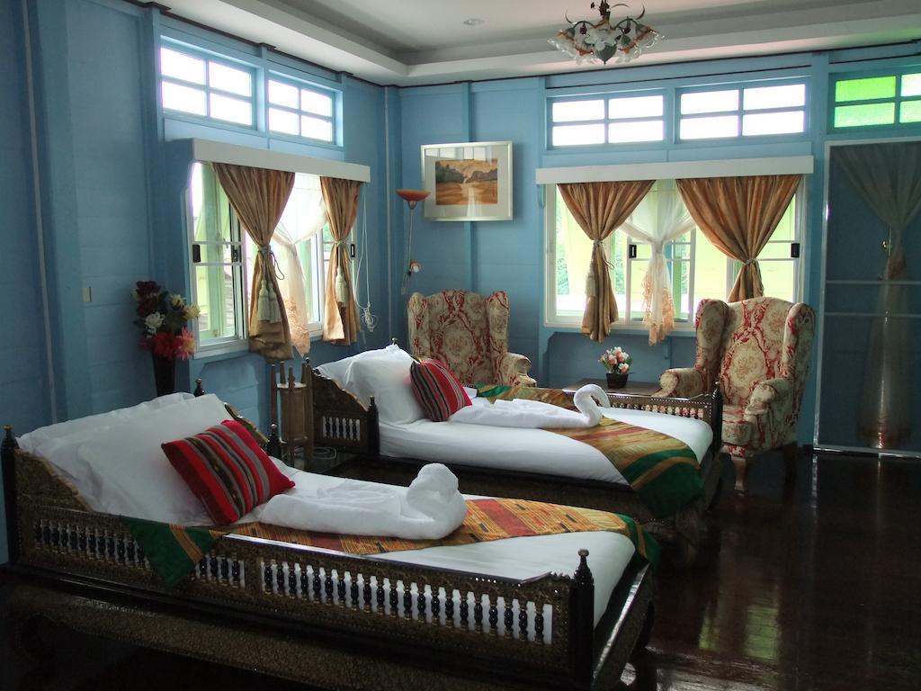 Panida Suite Hotel Bangkok Bagian luar foto